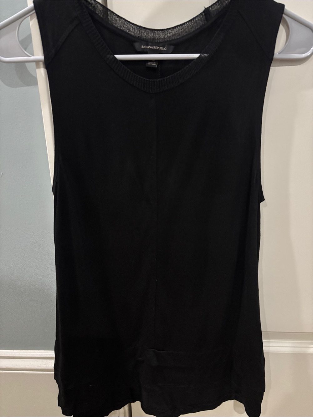 Banana Republic Black Ribbed Neck Sleeveless Tank